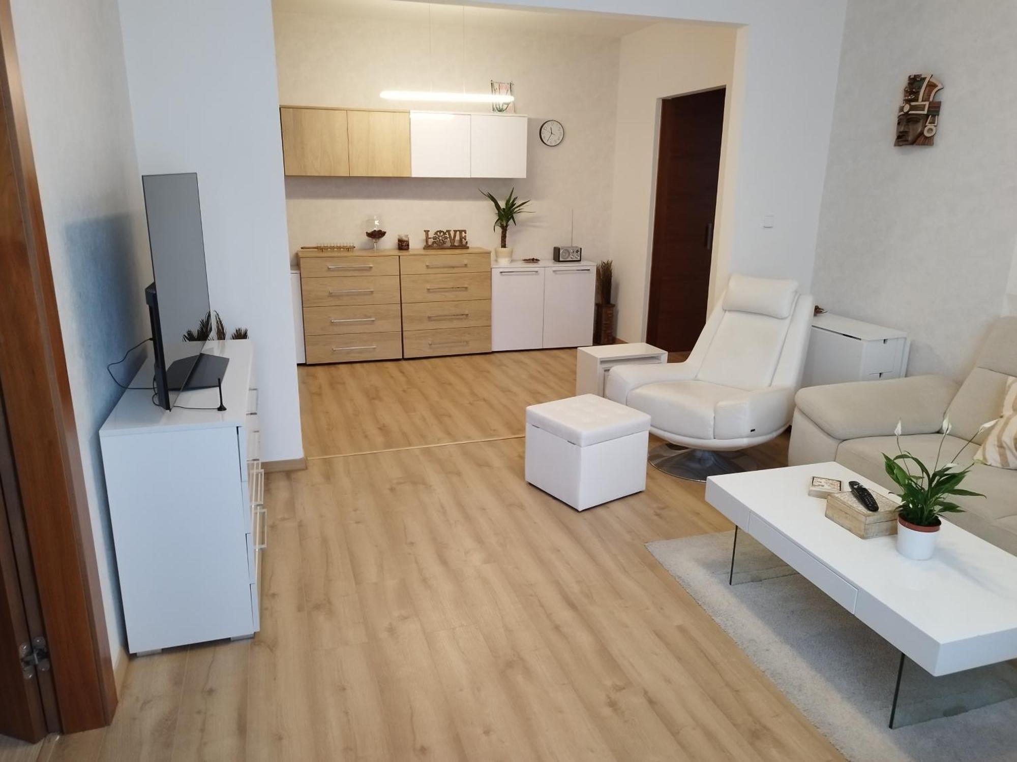 Apartamento Amazing Flat In Old Town With Large Balcony Bratislava Exterior foto